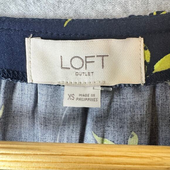 NWT Loft Floral Dress Womens XS Ruffle Flutter Knee Length Navy Romantic Pretty - Picture 4 of 13